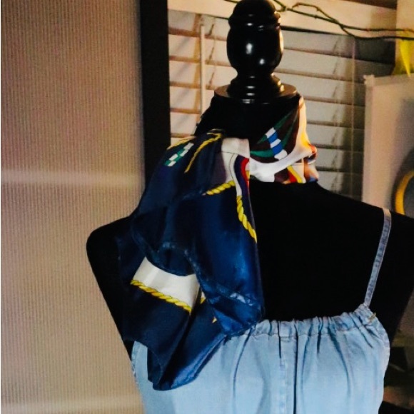 Vacation Ready 😍 Beautiful Maxi Denim Dress - Picture 12 of 16